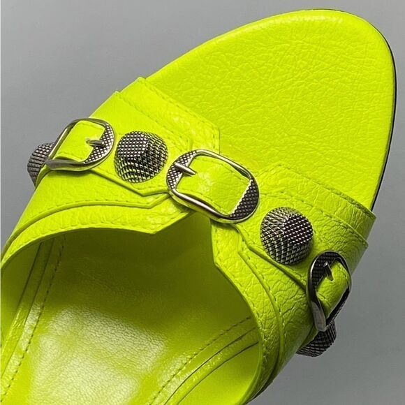 Balenciaga Women's Cagole Buckle Stud Slide Sandals size 39 - Picture 7 of 12